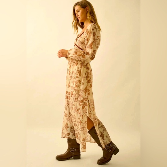 Floral Crepe Velvet-Trimmed Maxi V Neck Maxi Dress - Picture 3 of 4